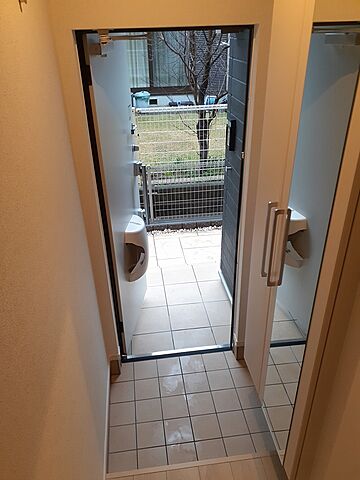 玄関