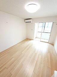 Ｙ’ｚ　Ｈｏｕｓｅ 203 2階1Kのリビング/ダイニング