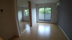 メゾン・ド・オーヴ 204 2階2LDKのリビング/ダイニング