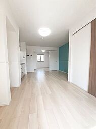 グランツ 104 1階1LDKのリビング/ダイニング