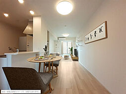 アドラブールＢ 102 1階1LDKのリビング/ダイニング