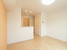 クロスハーバーI 206 2階1LDKのリビング/ダイニング