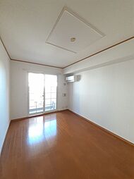 メルヴェイユー 102 1階1LDKのリビング/ダイニング