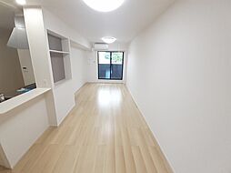 プロムナードメゾン参番館　Ｆ 202 2階2LDKのリビング/ダイニング