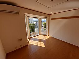 エム・ボヌールＡ 102 1階2DKのリビング/ダイニング