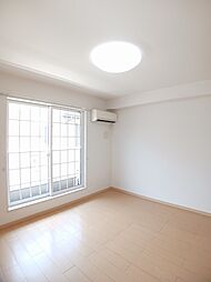 フォレストコート明神III 201 2階1LDKのリビング/ダイニング