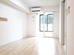 プロムナード　IX 102 1階1LDKのリビング/ダイニング