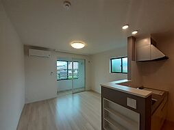 セイバリー　VII 206 2階1LDKのリビング/ダイニング