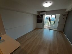 ラ　ヴェリーテ 203 2階1LDKのリビング/ダイニング