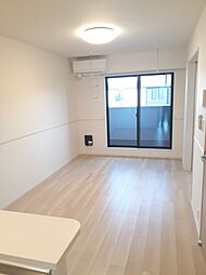 プリートＥ 202 2階2LDKのリビング/ダイニング