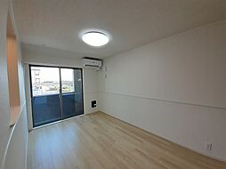 アプリコットIII 101 1階1LDKのリビング/ダイニング