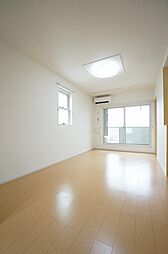 スターヒルズII 201 2階1LDKのリビング/ダイニング