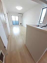 レグルス高陽 201 2階1LDKのリビング/ダイニング