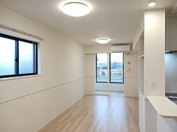 アクア　グレイス　黒部 205 2階2LDKのリビング/ダイニング