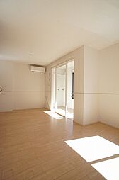 リオンリゾートIV 101 1階1LDKのリビング/ダイニング