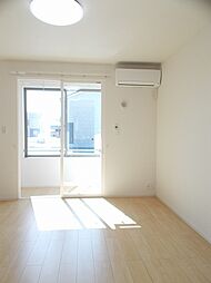 エムティハウスV 102 1階1Kのリビング/ダイニング