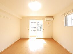 パルティール 102 1階1Kのリビング/ダイニング