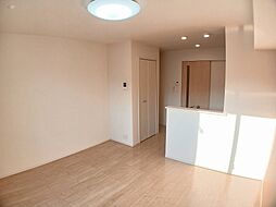 クロスハーバーIII 205 2階1LDKのリビング/ダイニング