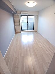 グリーンガーデン 303 3階1Kのリビング/ダイニング