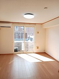 ユートピアＫ・Ｆ　Ｂ 101 1階ワンルームのリビング/ダイニング