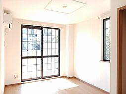 アル・カーサル 103 1階2DKのリビング/ダイニング