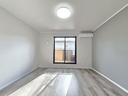 ミッドレジデンス角田 108 1階1Kのリビング/ダイニング