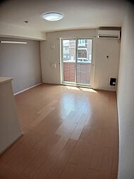 サンライフ中友 103 1階ワンルームのリビング/ダイニング