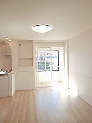 エアリーみとよ　I 202 2階1LDKのリビング/ダイニング