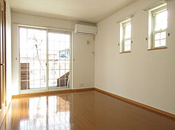 ニューポテトハウス 101 1階ワンルームのリビング/ダイニング