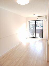 ヒカルサ松阪長月町 103 1階1LDKのリビング/ダイニング