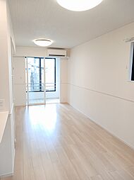 アルタイル867 101 1階1LDKのリビング/ダイニング