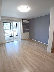 Ｋ’ｓスマルトＢ 202 2階ワンルームのリビング/ダイニング