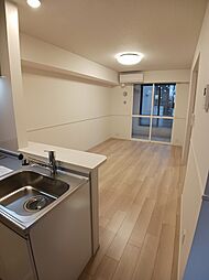 ＳＴＡＹＧＯＬＤ北上III 102 1階1LDKのリビング/ダイニング