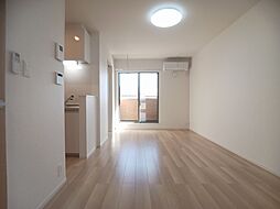 フィールドヒル　安曇野II 202 2階1LDKのリビング/ダイニング