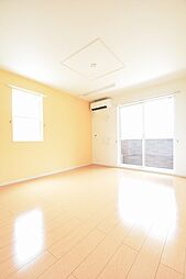 ウエスト・タウン 106 1階1LDKのリビング/ダイニング