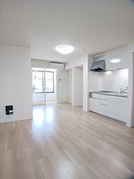 サニーガーデン　Ｋ 102 1階1LDKのリビング/ダイニング