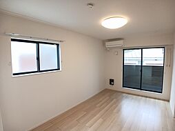 サンシャイン北六甲 201 2階2LDKのリビング/ダイニング