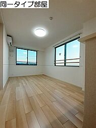 リヒトミューレ 304 3階2LDKのリビング/ダイニング