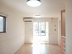 ロハス　III 104 1階1LDKのリビング/ダイニング