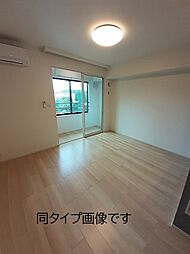 プレミール・ブリエ　Ｂ 201 2階1LDKのリビング/ダイニング