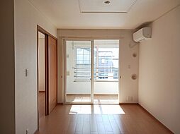 ヘキサー　いしぜ 201 2階2LDKのリビング/ダイニング