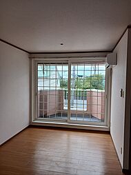 コーポシャルムII 203 2階2LDKのリビング/ダイニング