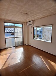 ベルリッチ　II 203 2階2DKのリビング/ダイニング