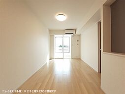 プラウド四屋　II 203 2階2LDKのリビング/ダイニング