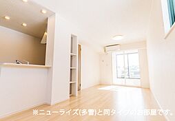 サンリット　ガーデン 101 1階1LDKのリビング/ダイニング