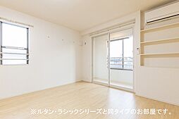 ソレアード　Ａ 201 2階ワンルームのリビング/ダイニング