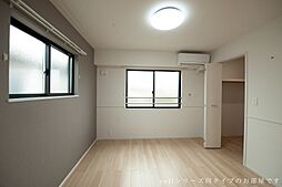 ＧＲＥＥＮＡＷＡＹII 101 1階1LDKの室内