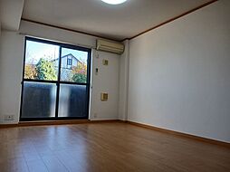 メゾン長岡 102 1階ワンルームのリビング/ダイニング