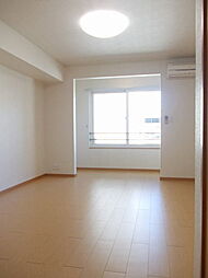 アルドール 104 1階ワンルームのリビング/ダイニング