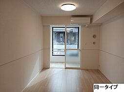 エムズ　グリューエン 103 1階1LDKのリビング/ダイニング